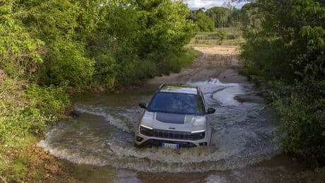 Jeep Avenger 4xe: ADN aventurero para la ciudad y el campo