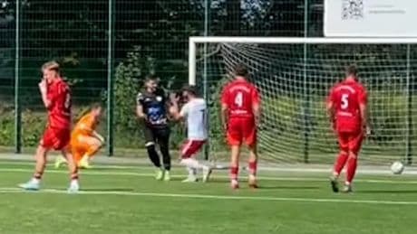 3 Schüsse, 3 Tore! - Kreisliga-Torwart mit Hattrick-Sensation