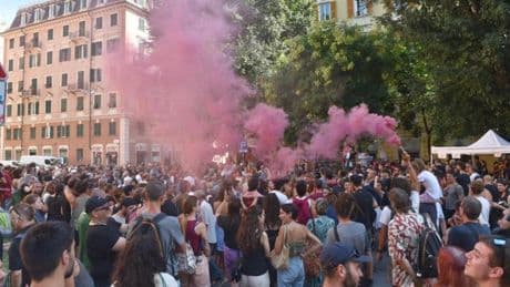 Carlo Giuliani, la memoria dopo 24 anni. Salis: “Ferita amara da non dimenticare” | Foto