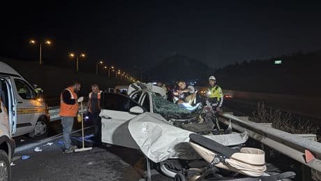 Düğün yolunda kaza: 2 kişi hayatını kaybetti