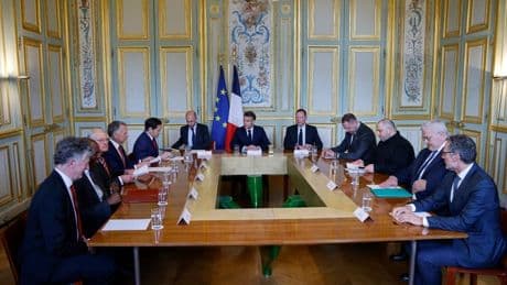 Guerre en Ukraine: l'Élysée salue un "excellent échange" avec les Américains en faveur d'une "paix solide"