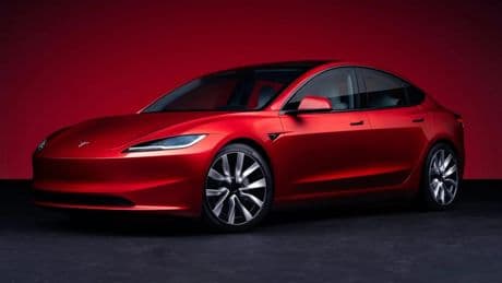El Ayuntamiento niega que el Tesla autónomo tuviera permiso para circular en Madrid
