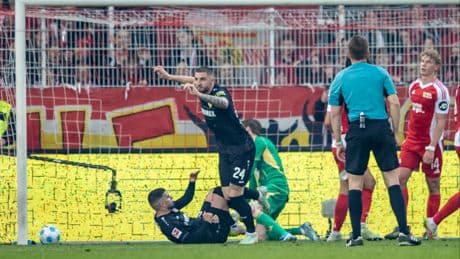 Spiel für die Geschichtsbücher! Union und Stuttgart teilen sich die Punkte