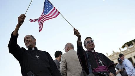 "Un Papa marxista": la defensa de los inmigrantes y las críticas a Vance incendian al movimiento MAGA