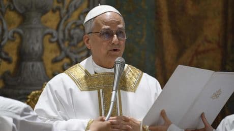 León XIV llama a "anunciar el Evangelio" donde se "ridiculiza" a quien tiene fe y se priorizan "el dinero, el poder y el placer"