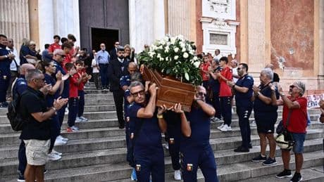 Genoa, l’ultimo saluto a Corradi. Venturino: “Gli dedicherò il mio prossimo gol”