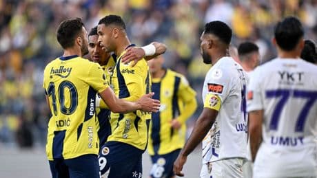 Fenerbahçe'nin Hatayspor maçı kamp kadrosu açıklandı