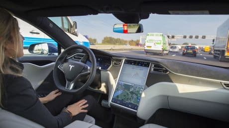 Los coches autónomos con 'sensibilidad social' reducen la amenaza para los usuarios de la carretera