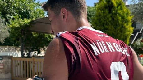 Neuer FCN-Stürmer im Trikot des Vorgängers - Telalovic wird schon zum Tzimas