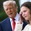 Trump is “zwaar teleurgesteld” in Poetin en wil sneller sancties: “Ik zal deadline van 50 dagen voor staakt-het-vuren met Oekraïne inkorten”