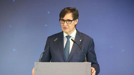 Illa busca en Asia posibles inversores ante la coyuntura internacional