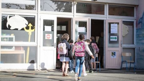 «S’il lui arrive quelque chose, je veux pouvoir agir» : ces parents qui suivent leurs enfants avec des puces GPS