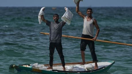 Hunger in Gaza: „Die unsinnigste Luftbrücke, die es je gab“