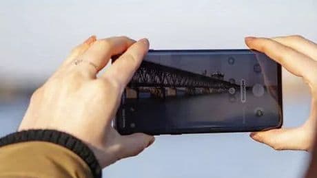 Surprising deal drops the price of Samsung phone by £90