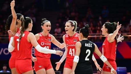 Fransa'yı 3-1 yenen Filenin Sultanları, Milletler Ligi'ne galibiyetle başladı