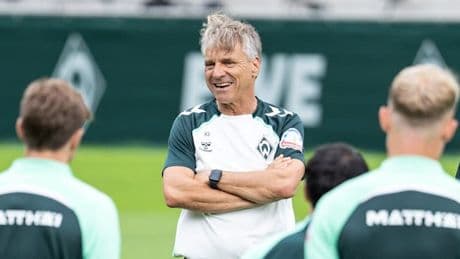 Dürfen Ihre Spieler Bier trinken? „Bei mir nicht. Das ist nicht sportlergerecht“