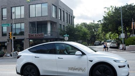'Bigger, longer and uncut' &mdash; Tesla unveils its new robotaxi geofence, in a shape that has now gone viral