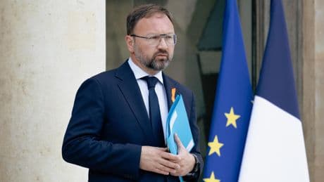 Patrick Mignola, le « démineur » de François Bayrou au Parlement