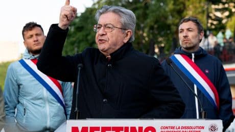Que se cache-t-il derrière la rhétorique et la gestuelle de Jean-Luc Mélenchon ?
