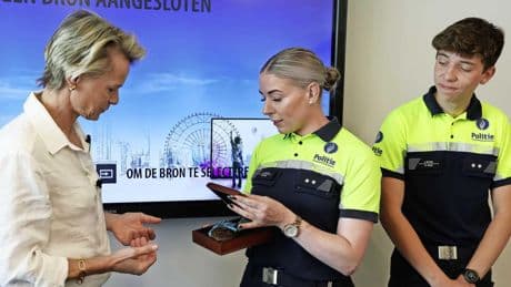 Gella Vandecaveye heeft gestolen olympische medailles terug die door jongetje werden verkocht: ’Pluim voor de onderzoekers’