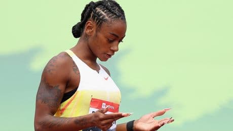 Beelden duiken op van hoe atlete Sha’Carri Richardson vriend op het vliegveld mishandelde