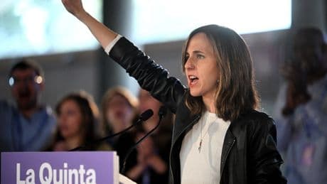 Nueva caza de Podemos contra las empresas: proponen crear un sello de calidad que dependa de las quejas de los clientes