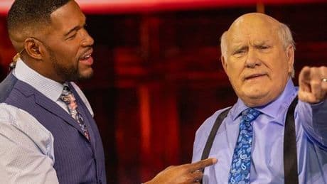 Terry Bradshaw lets Michael Strahan knows what he thinks with reaction in FOX NFL studio