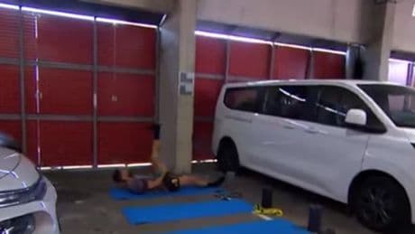 Brest-Lille: quand Olivier Giroud s'échauffe au beau milieu... d'un parking