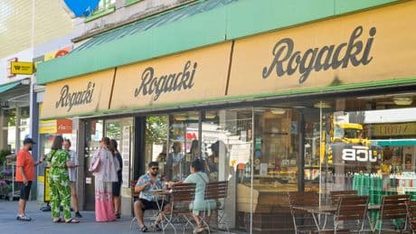 Berlin: Beliebter Feinkosthändler Rogacki ist insolvent