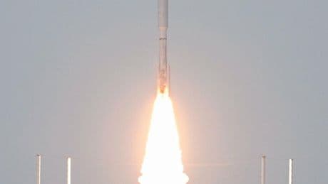 Raumfahrt: Amazon schickt seine ersten Internet-Satelliten ins All