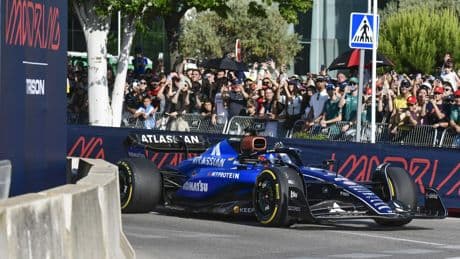 Así fue la exhibición de Carlos Sainz en el circuito de F1 en Madrid: &quot;Me siento orgulloso de que haya dos carreras en mi país&quot;