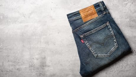 «Risque de montée de l’anti-américanisme» : Levi’s craint de voir la politique de Trump peser sur ses ventes