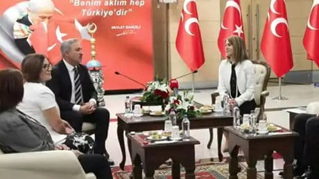 İşte ilk mesajlar: DEM Parti'den MHP'ye bayram ziyareti
