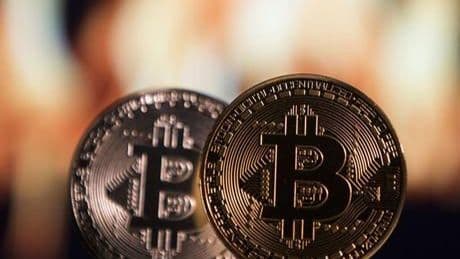 Bitcoin'de 3 ay sonra bir ilk! 100 bin doları aştı