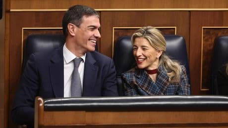 Yolanda Díaz insta a centrarse ahora en apagar las llamas y critica la "precariedad" de brigadas