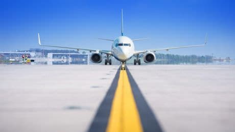 Guerre commerciale, retards de livraisons... Les raisons d’un coup de mou dans le transport aérien