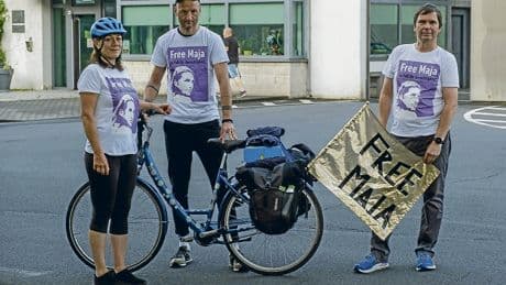 Wolfram Jarosch | Hungermarsch: 800 Kilometer für Maja T.