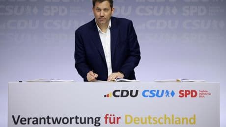 Allemagne : Lars Klingbeil, une main sur les finances, l’autre sur le SPD