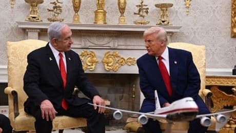 Trump presiona a Irán tras el ataque de Israel,  que según varios medios coordinó con Netanyahu
