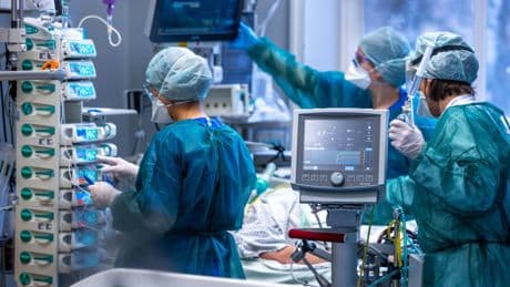 Gesundheitspolitik | Erneut versprochen: Große Pflegereform
