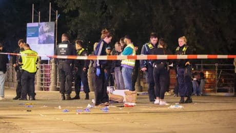Mann (24) in Lebensgefahr - Messerstecherei am Berliner Schloss