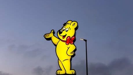Haribo: Cannabis in Colafläschchen führt zu Rückruf in den Niederlanden