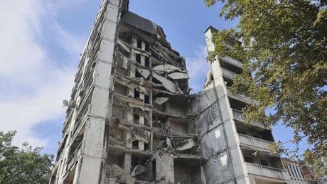 Guerre en Ukraine jour 1289 : sommet à l’Élysée, Moscou refuse toute « intervention étrangère »