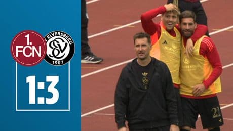 Klose und Kollegen verblüfft - Traum-Fallrückzieher und Maskenjubel