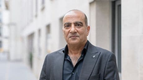 « Cet élan de solidarité, c’est incroyable » : Fadel Afana, le psychiatre qui a pu quitter Gaza
