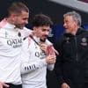 "C'est la meilleure équipe que j'ai vue" : avant le quart retour de Ligue des champions, les fans d'Aston Villa sous le charme du PSG