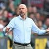 Fußball-Bundesliga: Nach Blitz-Beurlaubung: Ten Hag schimpft auf Bayer-Führung