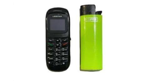 "Discrétion assurée": comment ces mini téléphones de la taille d'un briquet circulent en prison