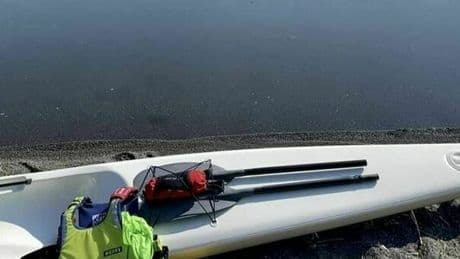 Simula la sua morte in kayak per andare all'estero dall'amante, condannato a 89 giorni di carcere con maxi-multa per ripagare le ricerche del corpo