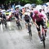 Frank van den Broek moet zege aan Kaden Groves laten, Nederlander tweede in voorlaatste Touretappe